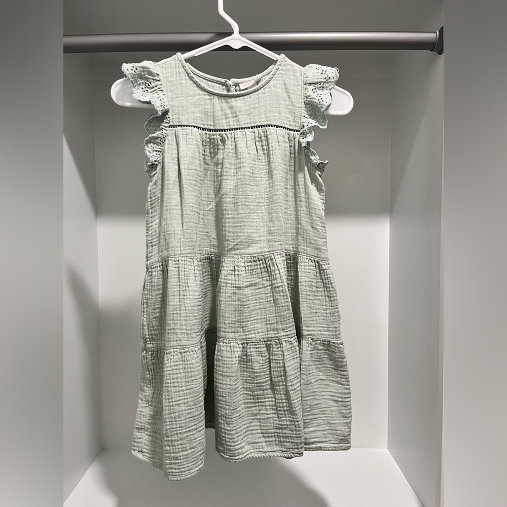 Cat and Jack Green gauzy Kids Dress size 7/8